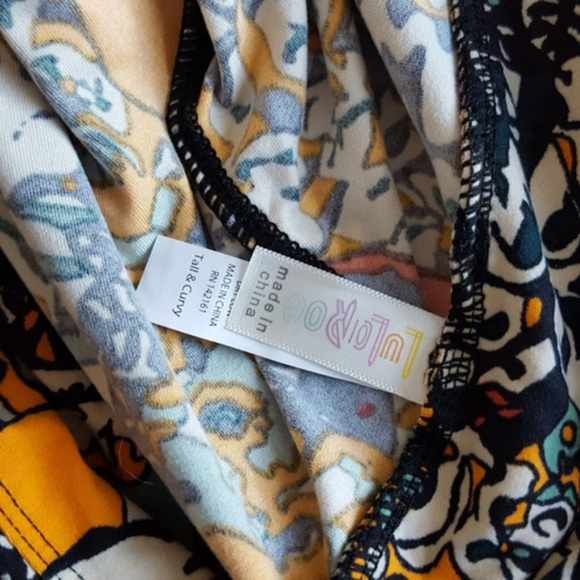 Lularoe Toucan TC leggings - Picture 2 of 2